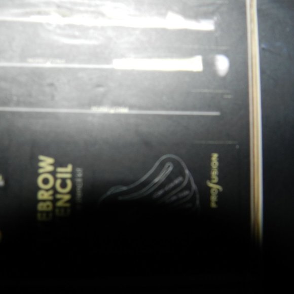 Brows Complete 19 Piece Complete Brow Kit Profusion Cosmetics NWT!🆕 📦🏃🏻💨 - Picture 11 of 16